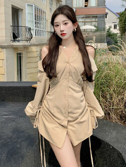 พรีออเดอร์ : เดรสเชิ้ตแฟชั่นเปิดไหล่แขนยาวติดกระดุมด้านหน้า (รุ่นไซส์ใหญ่กว่าปกติ)