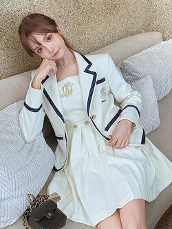 Girly Fancy Club : ชุดเซ็ทแฟชั่นแบบสวย (ราคาแยกชิ้น) เสื้อสูทแขนยาวแถบน้ำเงิน และ เดรสแขนกุดปักลายเข้าชุด แบรนด์แท้