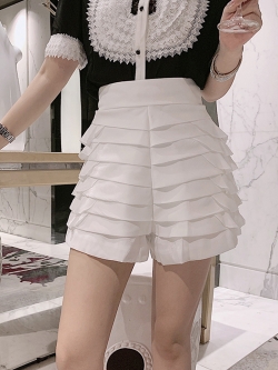 พรีออเดอร์ : กางเกงแฟชั่นแต่งชั้นระบายตามแบบ มีให้เลือก 2 สี