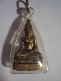 รูปหล่อลอยองค์ หลวงพ่อขาววัดใหม่พานิชย์ อ่่างทอง