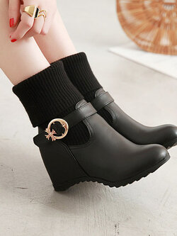 พรีออเดอร์ : รองเท้าบูทแฟชั่นหนัง PU แต่งผ้ากันหนาวตามแบบ มีให้เลือก 3สี 2แบบ