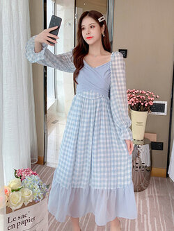 พรีออเดอร์ : เดรสยาวสีฟ้าลายตาราง แขนยาว มีสายผูกโบว์ตามแบบ