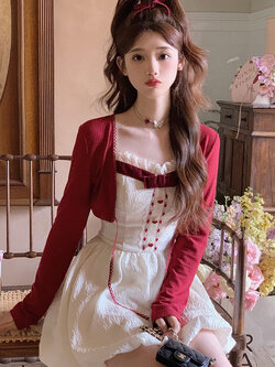 Acaine : พรีออเดอร์ เสื้อคลุมสีแดงน่ารักแขนยาว แบรนด์แท้