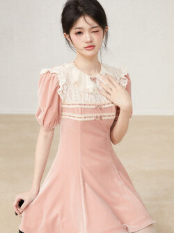 Acaine : พรีออเดอร์ เดรสตุ๊กตาแฟชั่นสไตล์หวานแต่งระบาย แบรนด์แท้