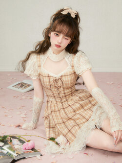 Acaine : พรีออเดอร์ ชุดเซ็ทแฟชั่น (ราคาแยกชิ้น) เดรสสายเดี่ยวแฟชั่นลายสก็อต / เสื้อลูกไม้+ปลอกแขนลูกไม้ แบรนด์แท้