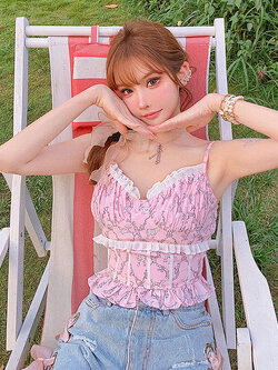 Girly Fancy Club : พรีออเดอร์ เสื้อสายเดี่ยวแฟชั่นพิมพ์ลายน่ารักๆ แบรนด์แท้