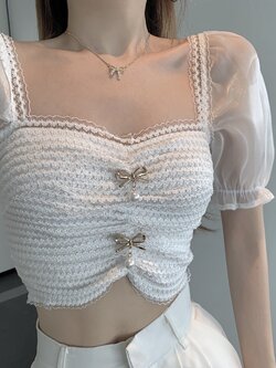 พรีออเดอร์ : เสื้อแฟชั่นสไตล์เกาหลีแขนสั้น ติดเข็มกลัดโบว์ตามแบบ