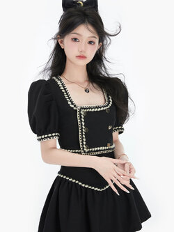 Acaine : พรีออเดอร์ ชุดเซ็ทแฟชั่นสไตล์เกาหลี (ราคาแยกชิ้น) เสื้อครอปสั้นแต่งกระดุมหน้า / กระโปรงสั้นเข้าชุด แบรนด์แท้