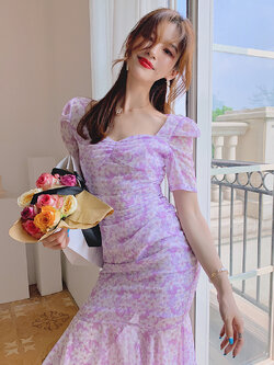 พรีออเดอร์ : ชุดเดรสยาว เดรสแม็กซี่ชีฟองพิมพ์ลายดอกไม้หวานๆ เข้ารูป