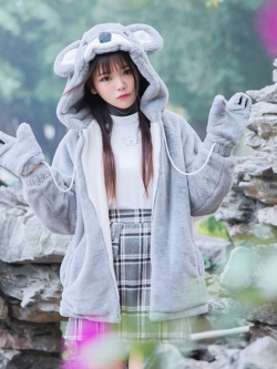 พรีออเดอร์ : เสื้อคลุมกันหนาวแฟชั่นสไตล์ญี่ปุ่นมีฮูทหัวหมีโคล่า และ ถุงมือ (ราคาแยกจำหน่าย)