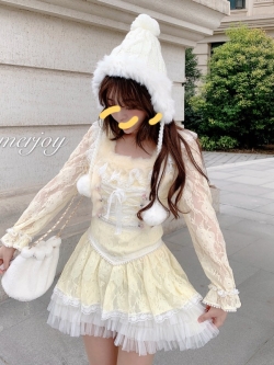 Summer Joy : พรีออเดอร์ เดรสลูกไม้สไตล์โลลิต้าหวานๆ สีเหลือง แต่งดีเทลตามแบบ