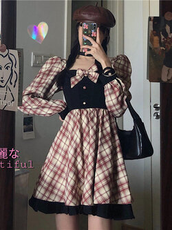 พรีออเดอร์ : เดรสแฟชั่นลายสก็อตเอวสูงสไตล์โลลิ แขนยาว มีให้เลือก 2สี