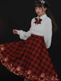 SNBL Girl : กระโปรงแฟชั่นสไตล์ญี่ปุ่นสีแดงลายสก็อตพิมพ์ลายหมีและตัวโน๊ต แบรนด์แท้