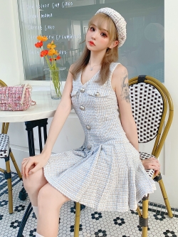 Girly Fancy Club : เดรสแขนกุดแฟชั่นสไตล์หวานช่วงกระโปรงแต่งจีบ งานแบรนด์