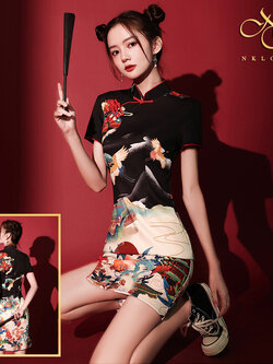 พรีออเดอร์ : ชุดกี่เพ้า ชุดตรุษจีน ชุดจีน เดรสสั้นรุ่นพิมพ์ลาย สีดำ