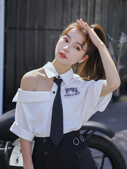 SNBL Girl : พรีออเดอร์ เสื้อเชิ้ตตัวยาวแขนสั้น เปิดไหล่ข้างเดียวมีเนคไทให้ตามแบบ และ กระโปรงสีดำ (สินค้าราคาแยกชิ้นค่ะ) แบรนด์แท้