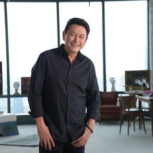 กบ ทรงสิทธิ์ รุ่งนพคุณศรี