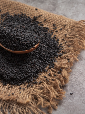 แชร์เก็บไว้ คุณประโยชน์ของงาดำสกัดเย็นที่คุณควรรู้