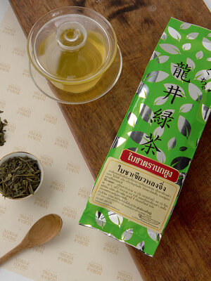 ใบชาเขียว หลงจิ่ง ตรานกยูง 1 ซอง